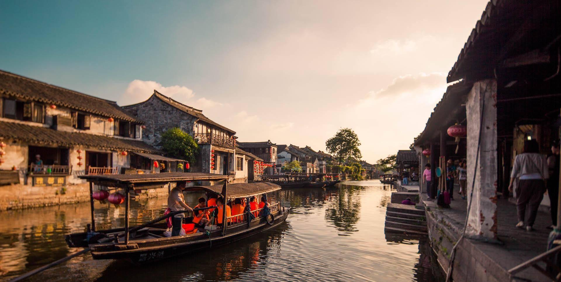 旅客突发心脏病列车员及时救助