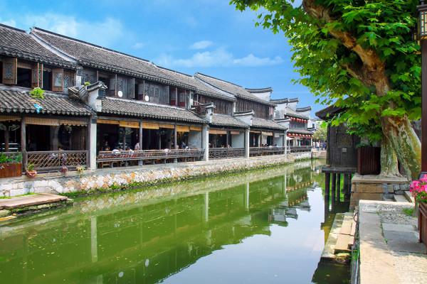 凤凰传奇一己之力,带火00后“代舞”,有人一天收入3000能跳50首歌